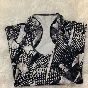 Lululemon workout top